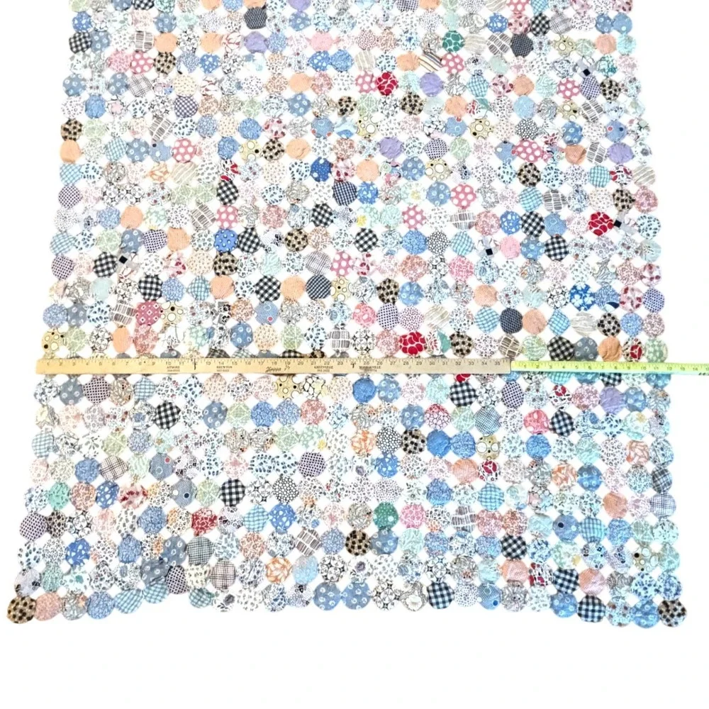 Vintage Handmade Yo-Yo Quilt 72 x 48 Feedsack Fabric Folk Art Textile 1930-1950s